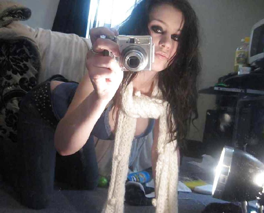 16P Sarah (Emo Whore)