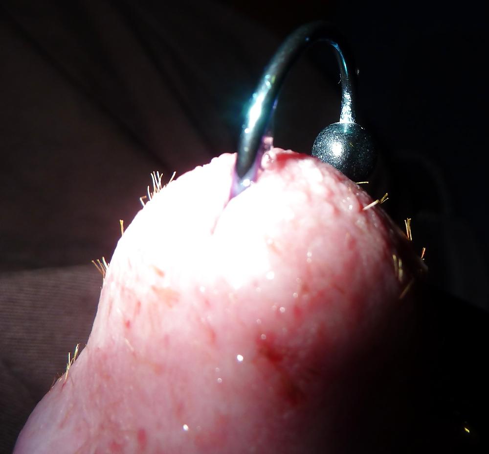 8P Pierced cock with hundreds of splinters in glans