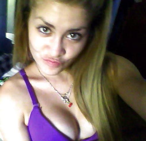 11P Teen swinger