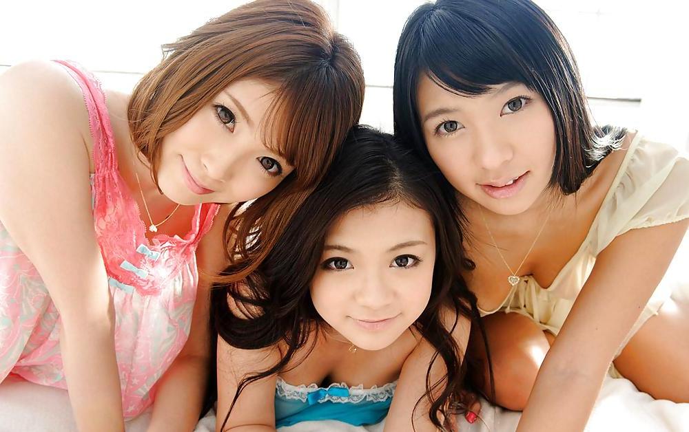 20P Japanese Erotic Girls