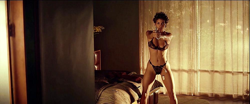 25P Halle Berry mega collection 3