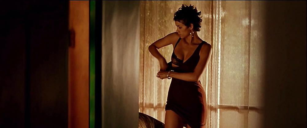 25P Halle Berry mega collection 3