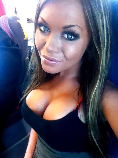 20P Big Boobs & Bodies 25