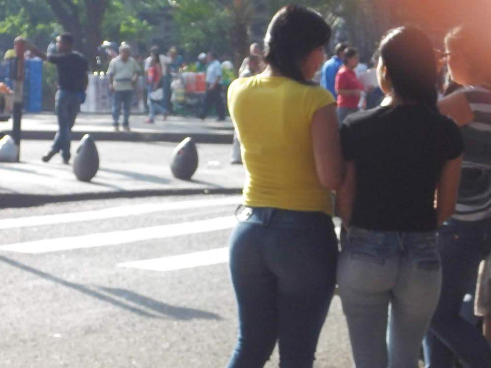 13P Ass in the street