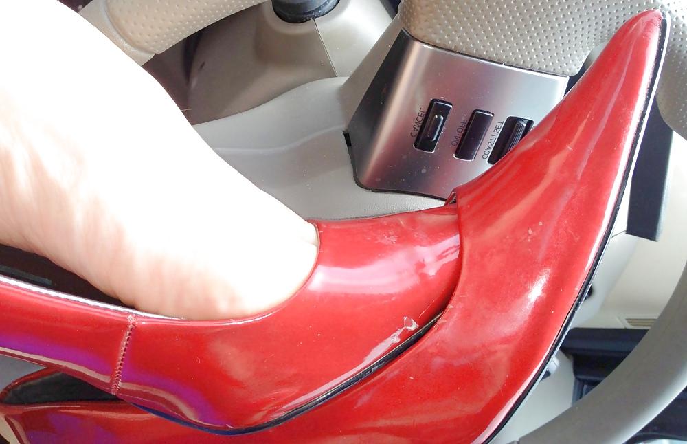 25P Red Pumps tied up and feet,dried cum