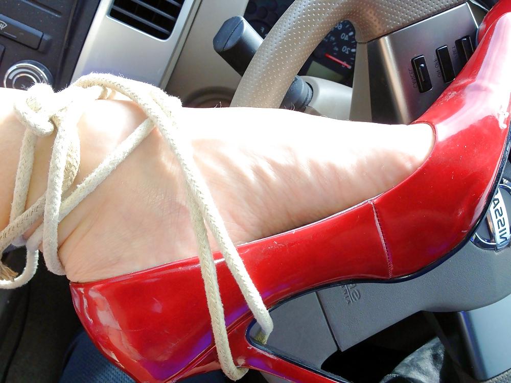 25P Red Pumps tied up and feet,dried cum