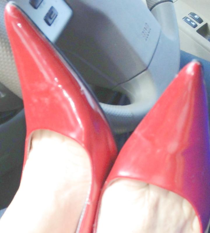25P Red Pumps tied up and feet,dried cum