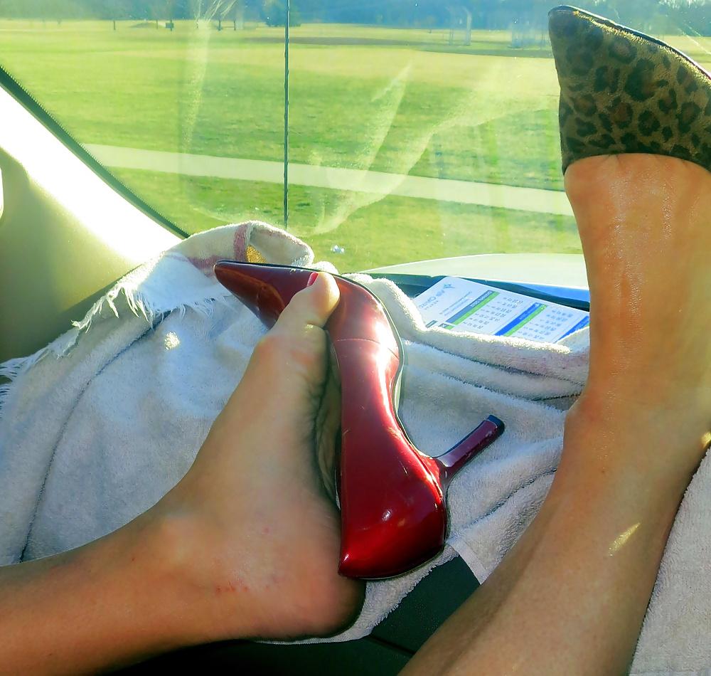 25P Red Pumps tied up and feet,dried cum