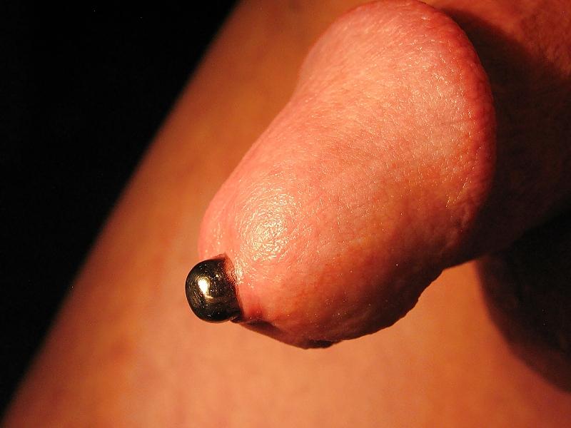 25P Cock lips on super macro... with sounding!