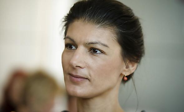 25P Sarah Wagenknecht (german politician)