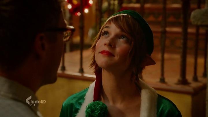 16P Renee Felice Smith