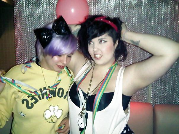 16P Emo Babe Chloe