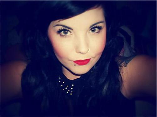 16P Emo Babe Chloe