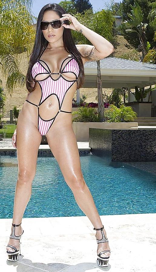 22P Big Boobs & Bodies 42