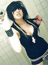 15P Emo girls