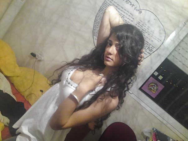 18P Israel girl big boobs