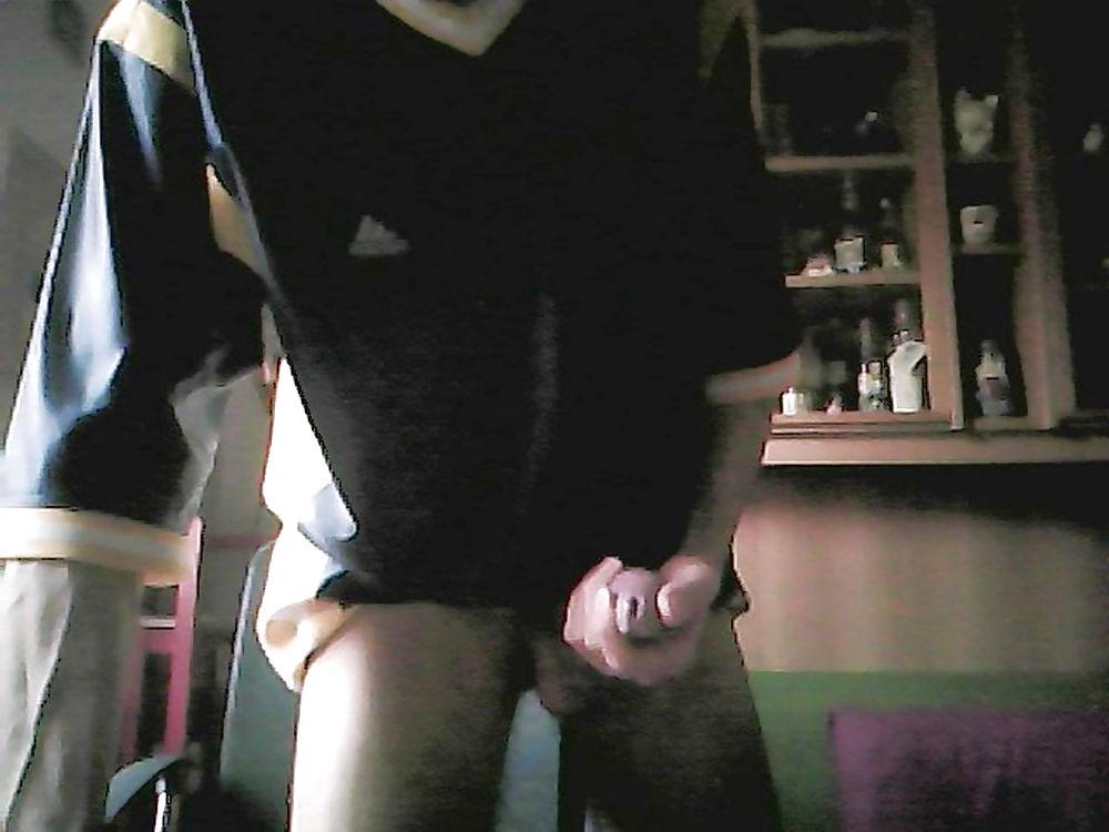 10P Webcam streichelt meinen Schwanz
