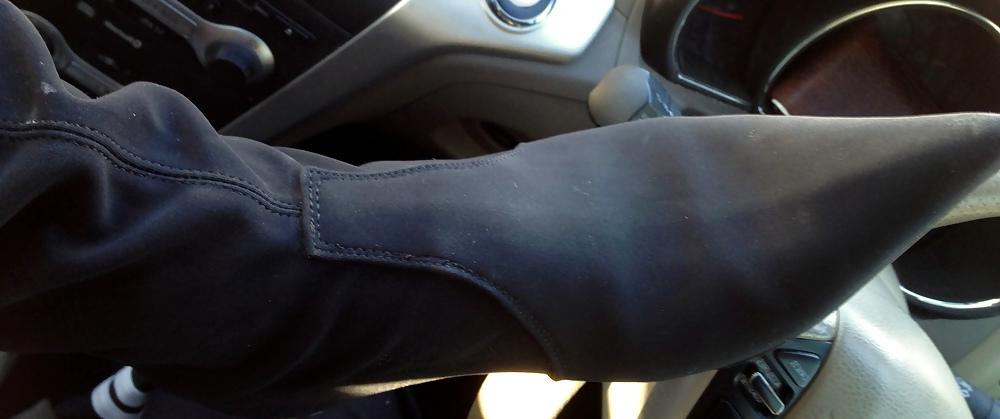25P Cole haan boots