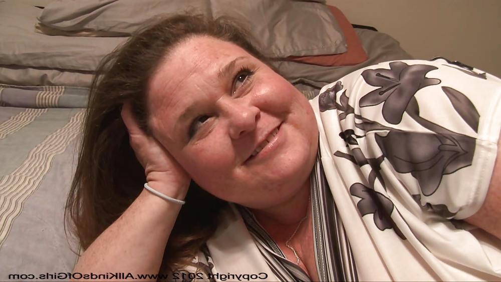 25P Short Anal BBW MILF
