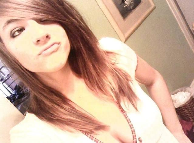 13P Hottest Emo Girls ever