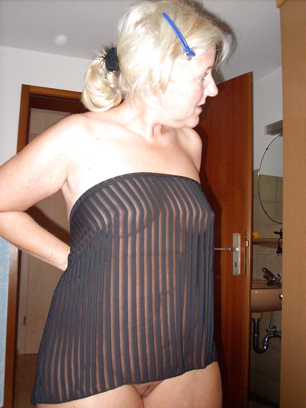 7P Mature german wifey