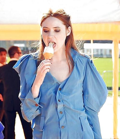 25P Karen Gillan Collection (With Fakes)