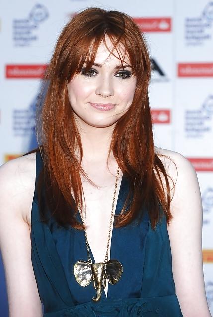 25P Karen Gillan Collection (With Fakes)