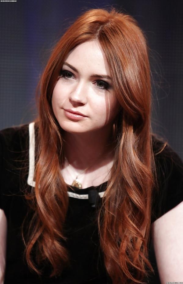 25P Karen Gillan Collection (With Fakes)