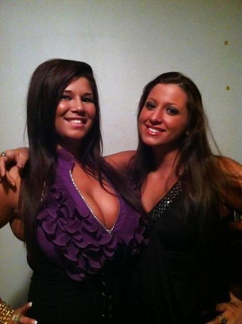 25P Dark hair, big boobs