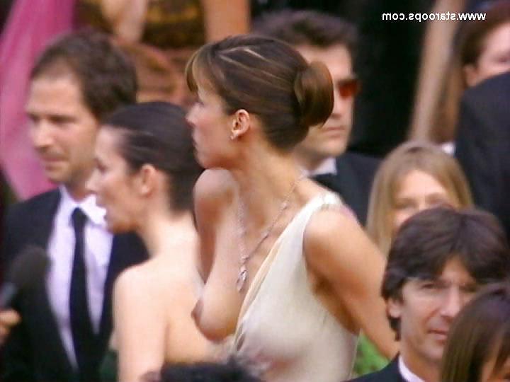 25P Sophie Marceau (Nue)