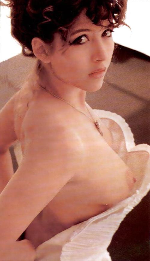 25P Sophie Marceau (Nue)
