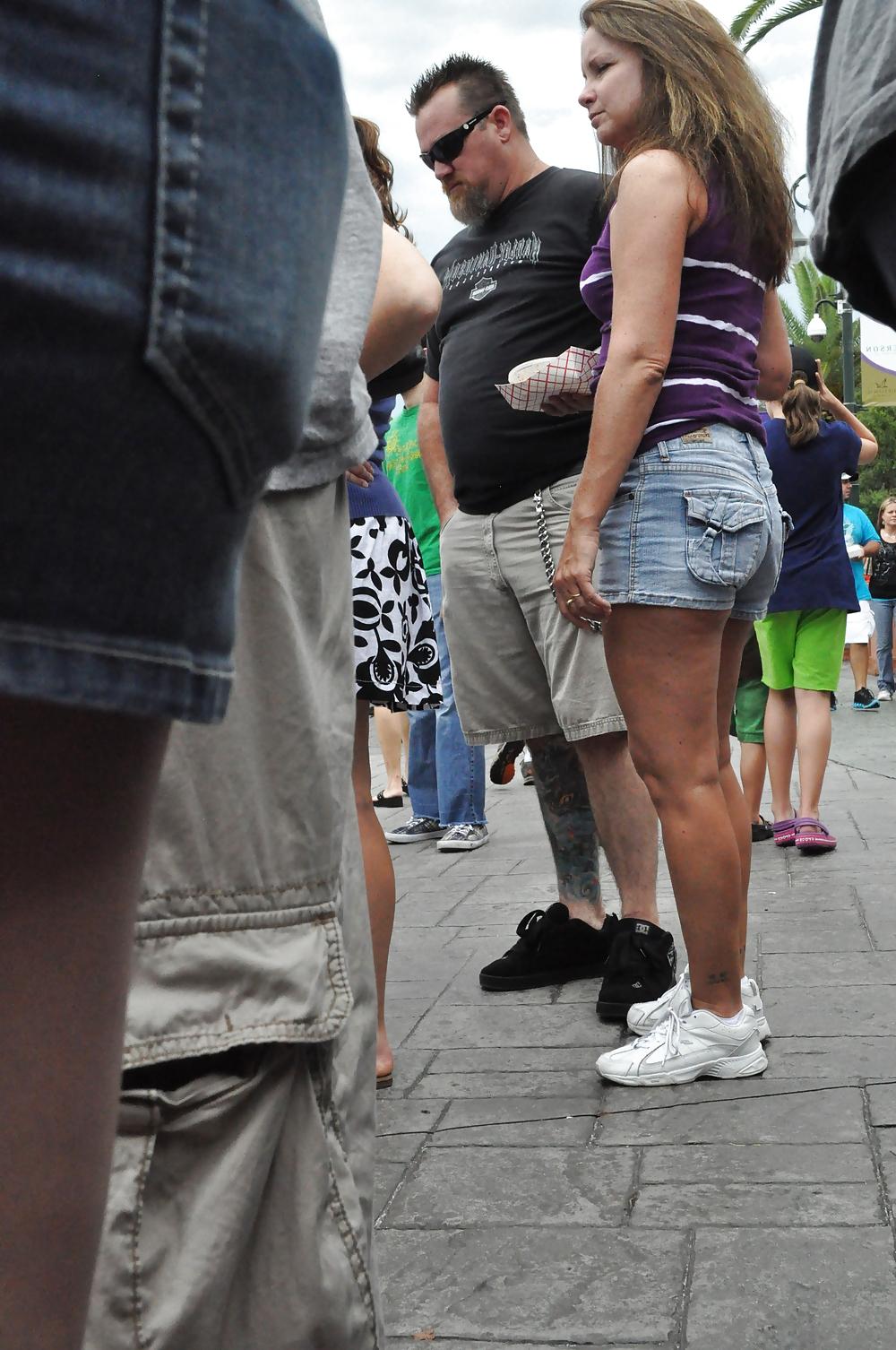 8P Food Truck Booty - Tight Jeans Public