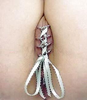 25P Beautiful pierced and tattooed women