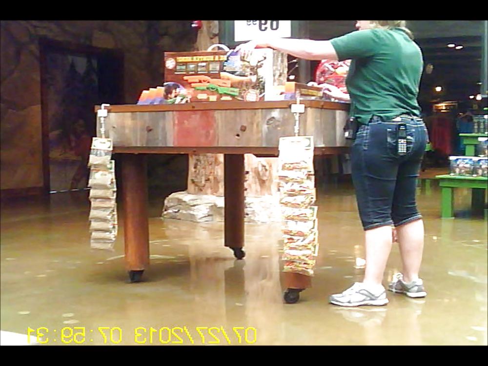 15P Chubby Blonde Store Clerk