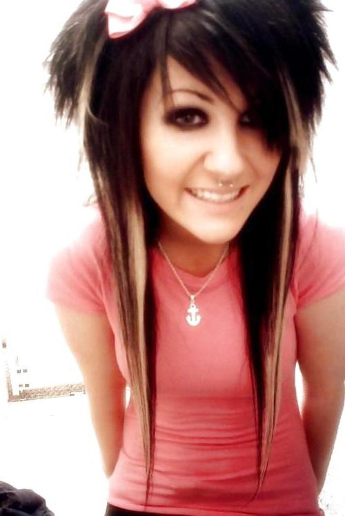 13P Different emo hairstyles