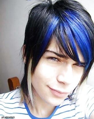 13P Different emo hairstyles
