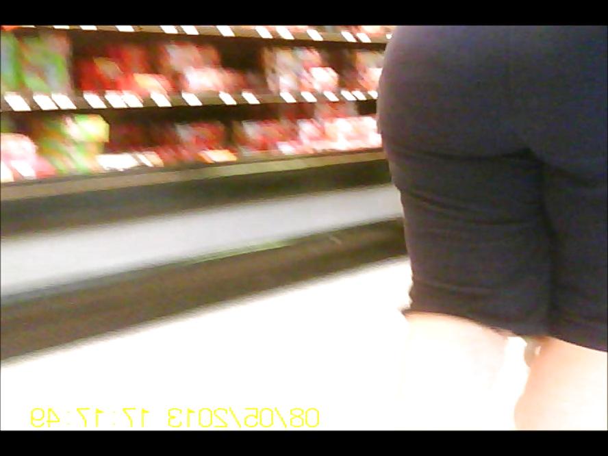 18P BBW Tattooed MILF Fat Ghetto Booty