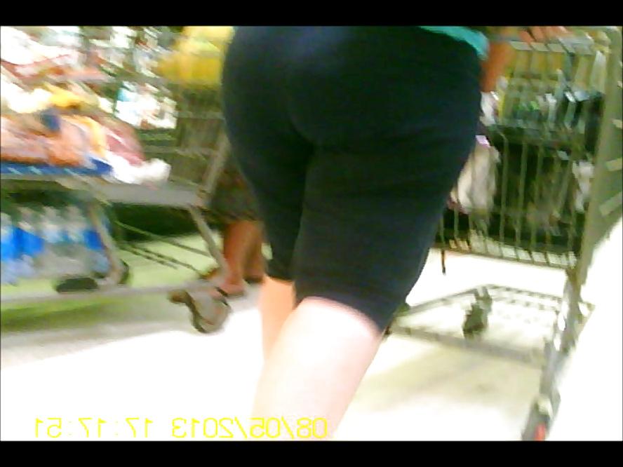 18P BBW Tattooed MILF Fat Ghetto Booty