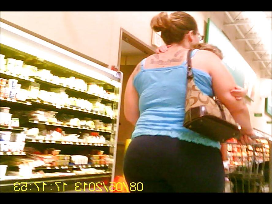 18P BBW Tattooed MILF Fat Ghetto Booty