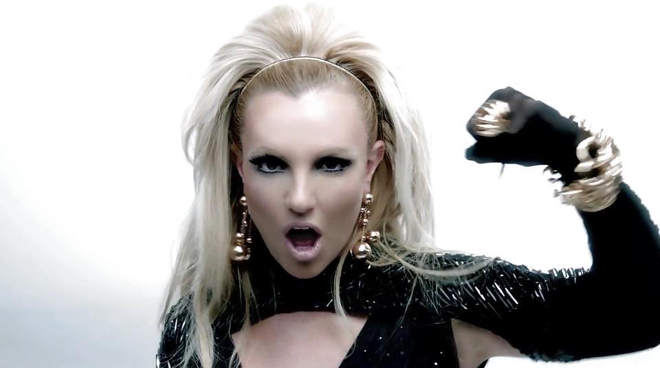 25P Britney Spears