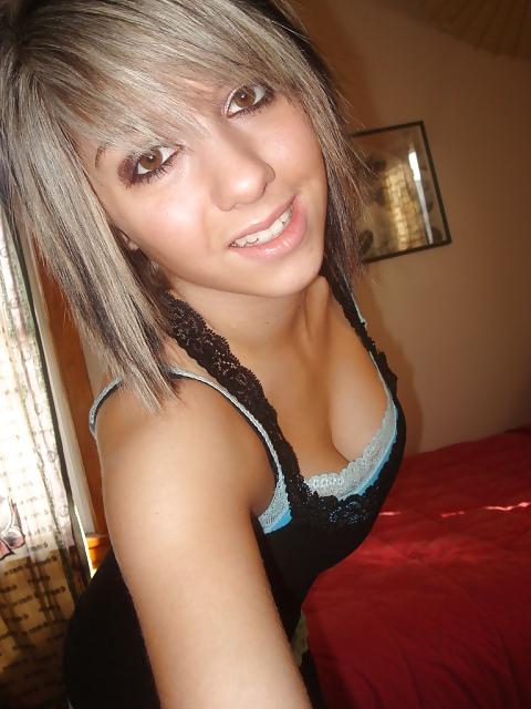25P Slutty emo teen