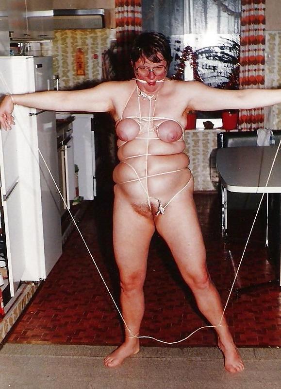 10P More Sexy Plump Mums In Trouble