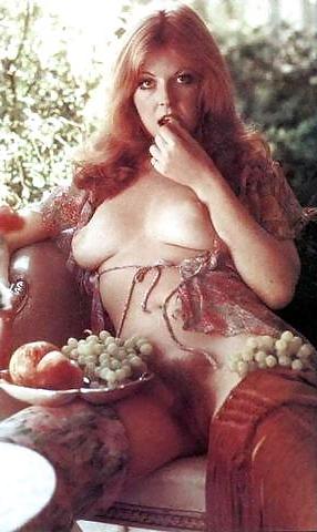 16P Elvira Nude AKA Cassandra Peterson
