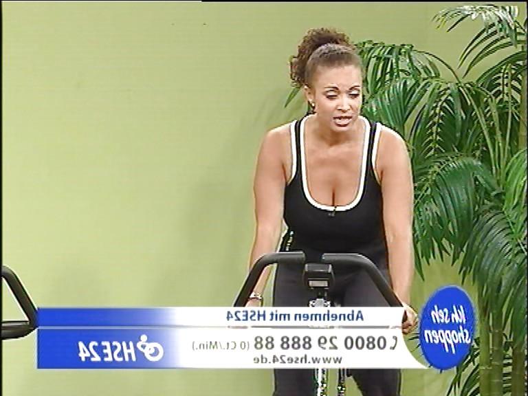 25P Shopping TV Babes - Astrid Van Der Staaij
