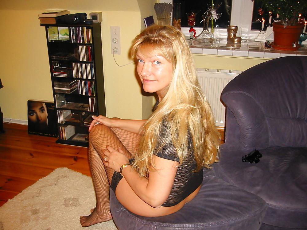 24P Nice german older women.