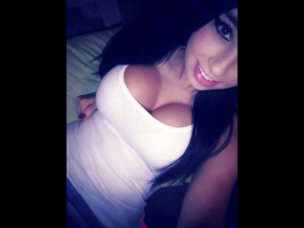 8P Big boobs