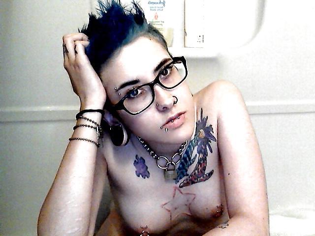 5P Pierced hottie