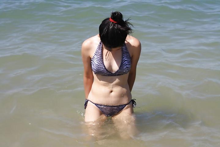 4P Hot Sexy Pinay on the Beach