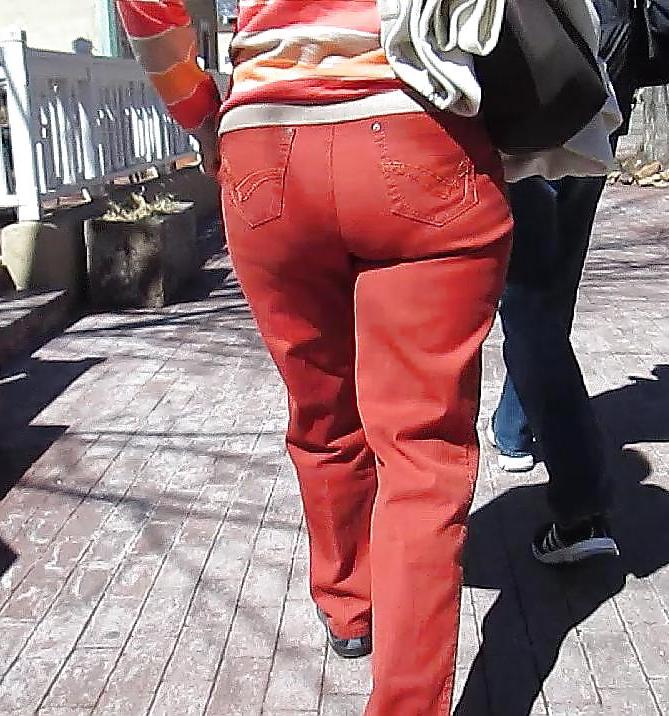 14P German Mature Street Booty