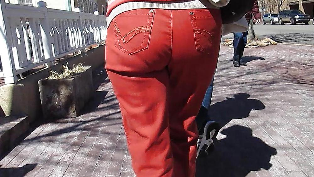 14P German Mature Street Booty